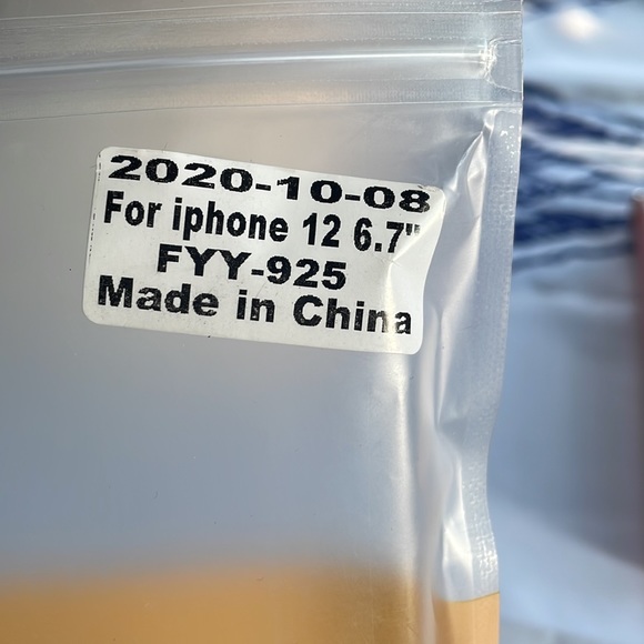 FYY Faux Leather iPhone 12 Pro Max pink daisy Wallet with wrist strap - Picture 13 of 14